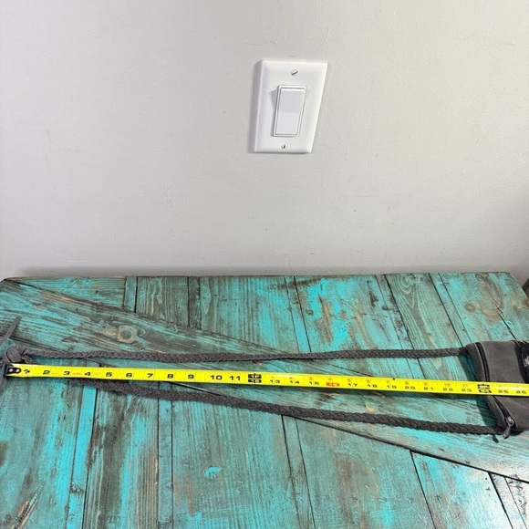 Manitobah Mukluks Suede Pouchette Shoulder Bag Crossbody Grey Aztec Wool - Picture 8 of 12